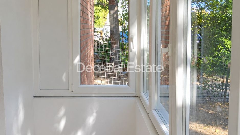 3 minute Metrou Costin Georgian apartament 2 camere, liber, renovat - Poză 4