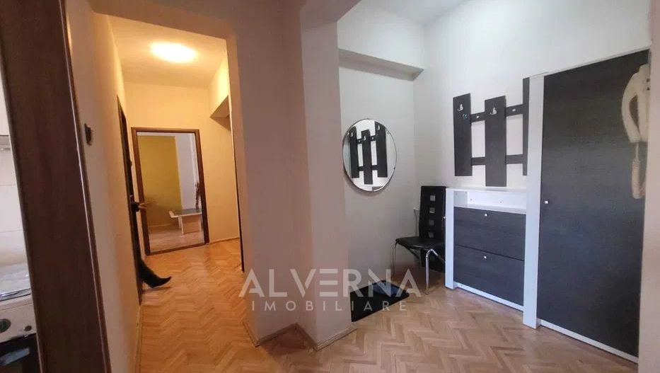 Apartament 3 camere | 70 mp | balcon | parcare | zona centrala - Schiță 9