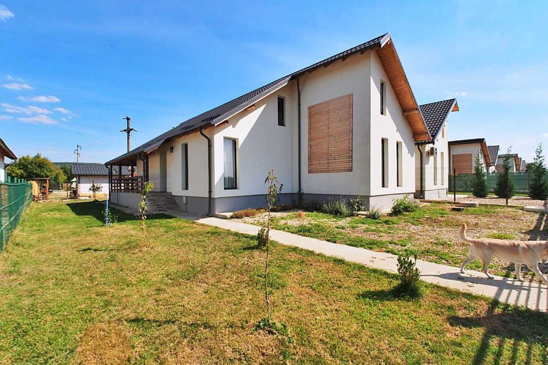 Vanzare vila moderna Stefanesti - Poză 21