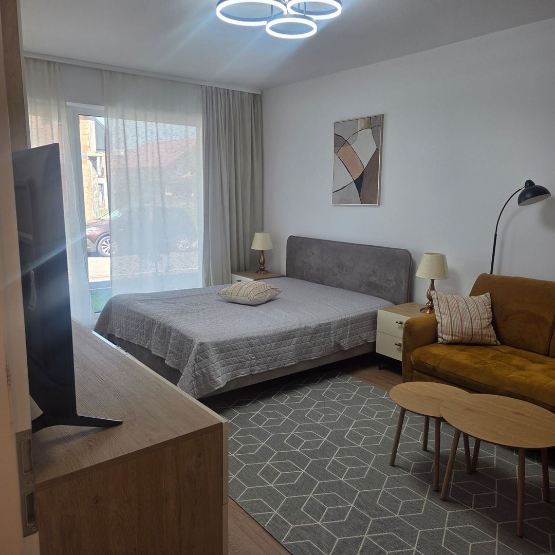 De inchiriat studio, zona Tractoru - Poză 4
