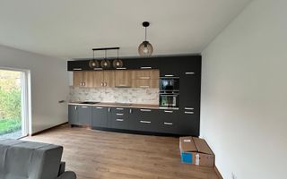 Casă duplex mobilat utilat 3 camere 2 bai teren 288 mp in Tălmaciu - Poză 2