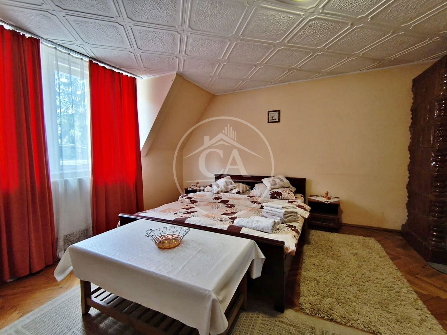 Casa de vânzare cu 7 camere de tip P+M in Sanmartin, Bihor - Poză 8