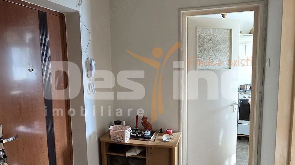 APARTAMENT 2 CAMERE SEMIDECOMANDAT - Poză 3