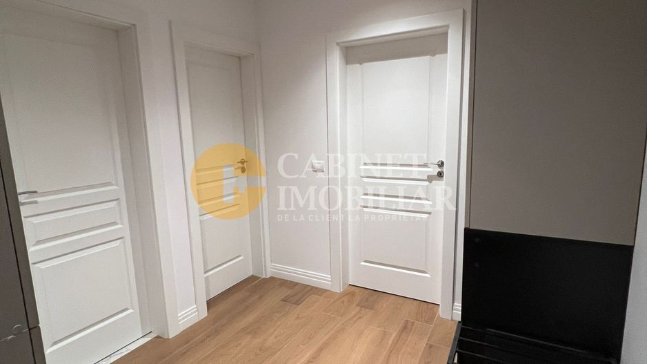 Cug- Apartament 1 Camere Decomandat - Etaj 1 + Loc De Parcare . Bloc 2024 - Poză 6