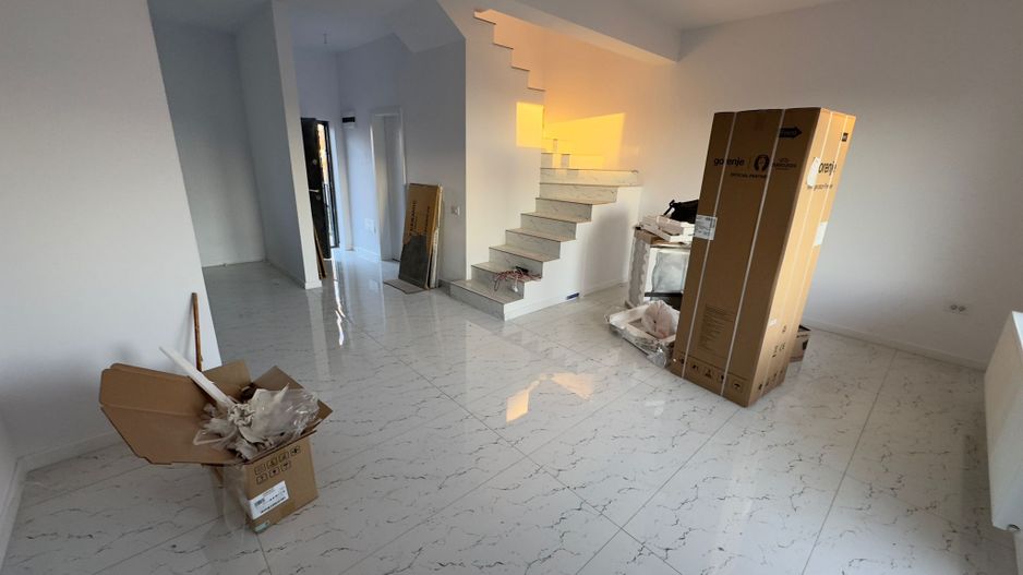 CASE INSIRUITE, TOATE UTILITATILE, STATIE STB IN FATA, COMISION 0% - Poză 10