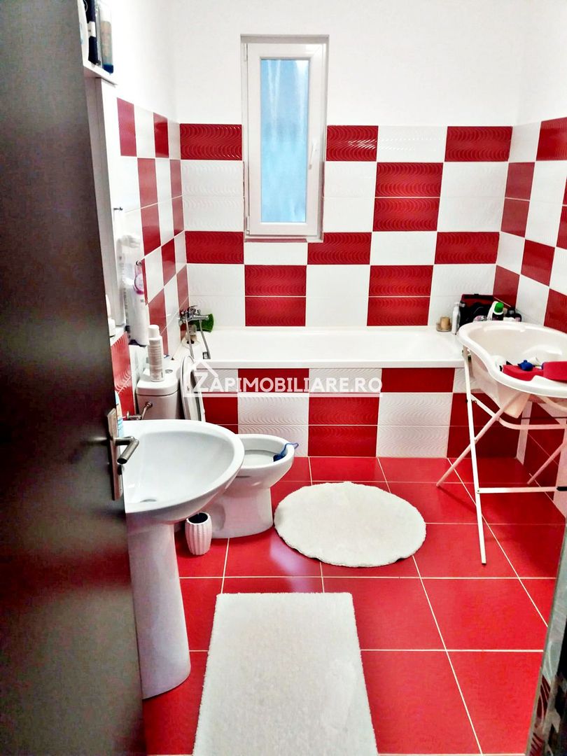 Casa 4 camere, 2 băi,141 mp,555 mp teren,cartier Răsăritului - Poză 8