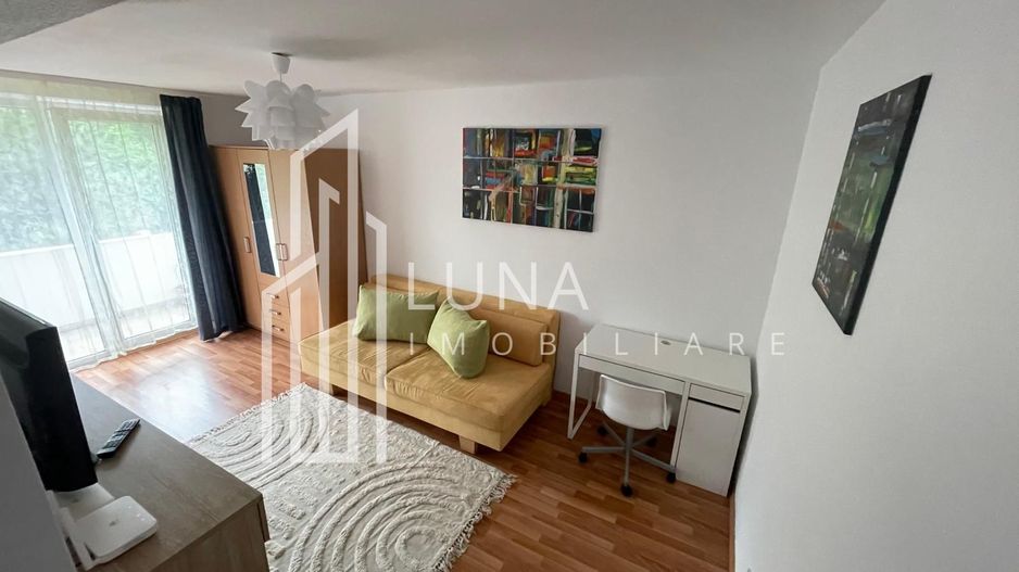 Apartament cu 1 cameră, ultracentral – ideal locuire sau investiție - Poză 3
