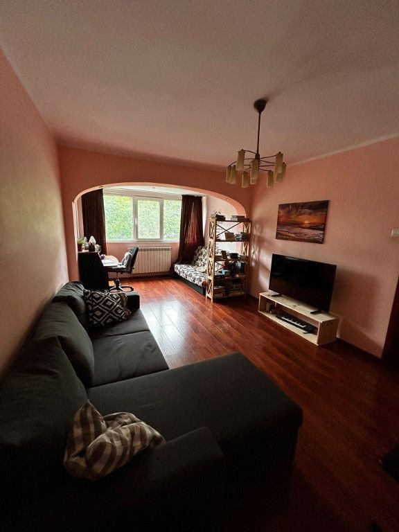 De inchiriat 3 cam Micro 13,et 2,mobilat si utilat - Poză 1