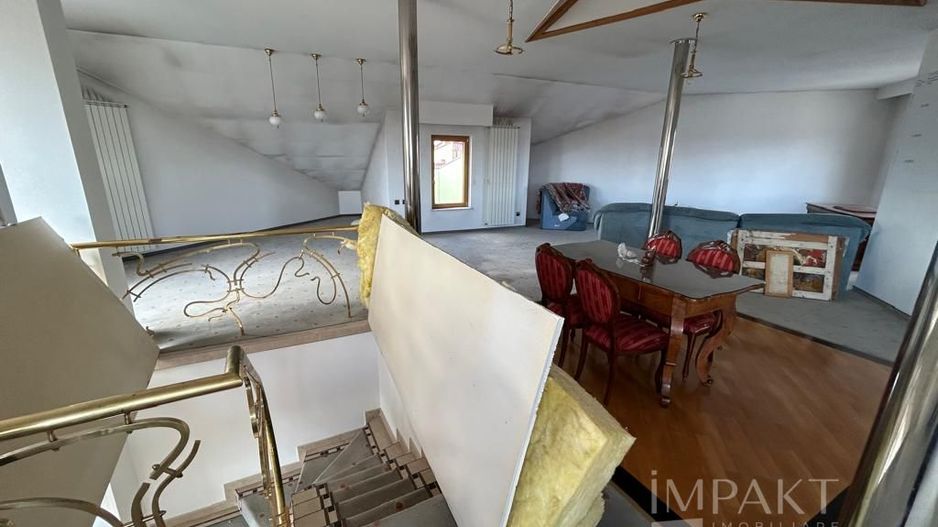 Vila individuala de lux de inchiriat, in cartier Gruia aproape de Cetatuie! - Poză 13
