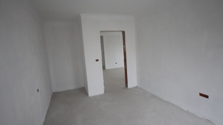 Apartamet 3 camere in Ghiroda - Poză 3