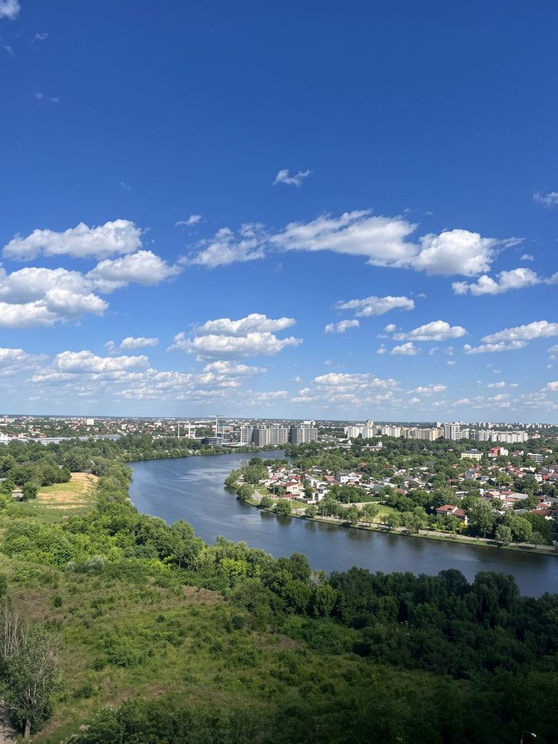 Apartament spatios 4 camere One High District - Poză 2
