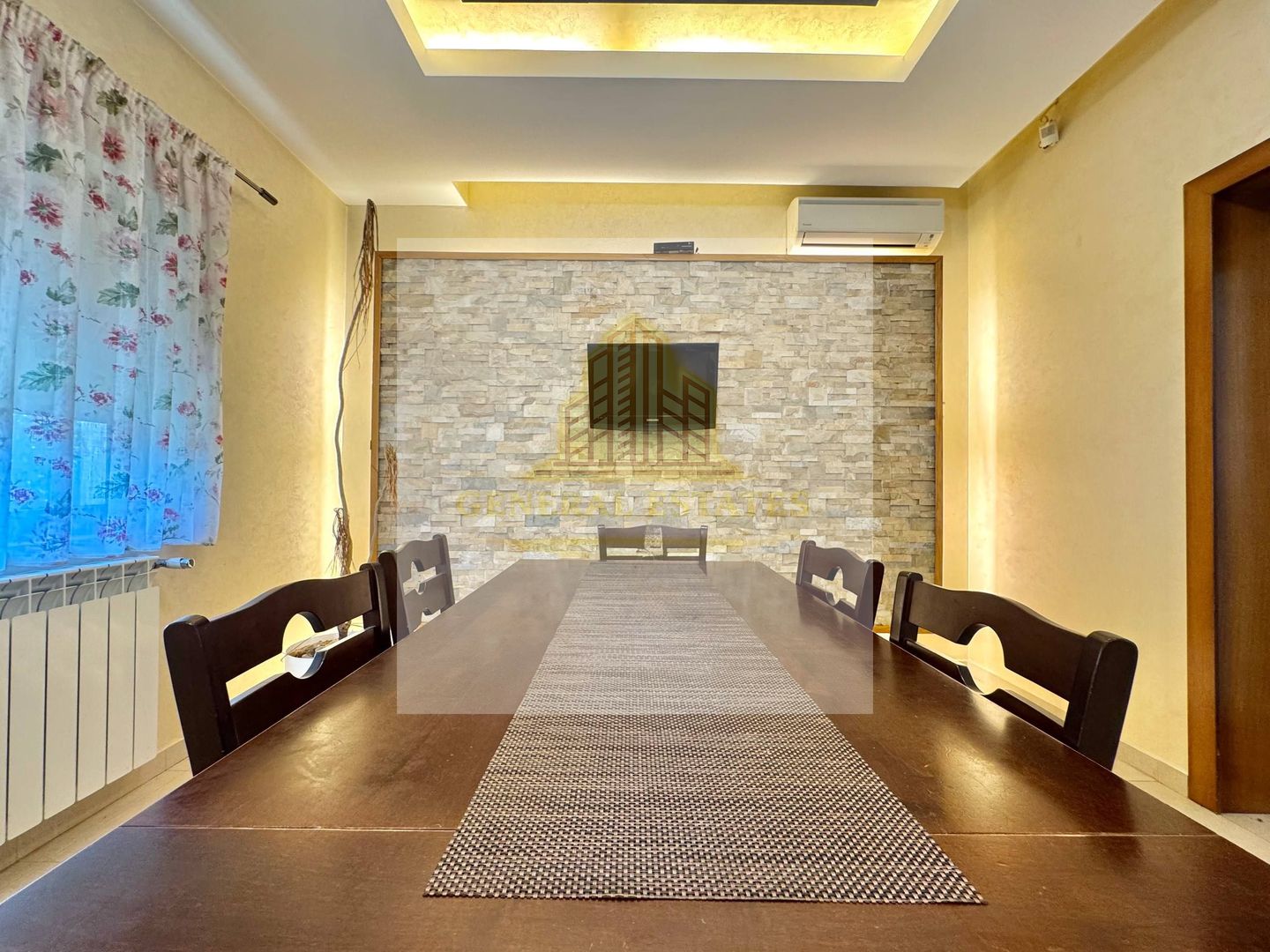 Vînzare Casă în 3 Nivele -Hlincea - 343 m.p. - Poză 14