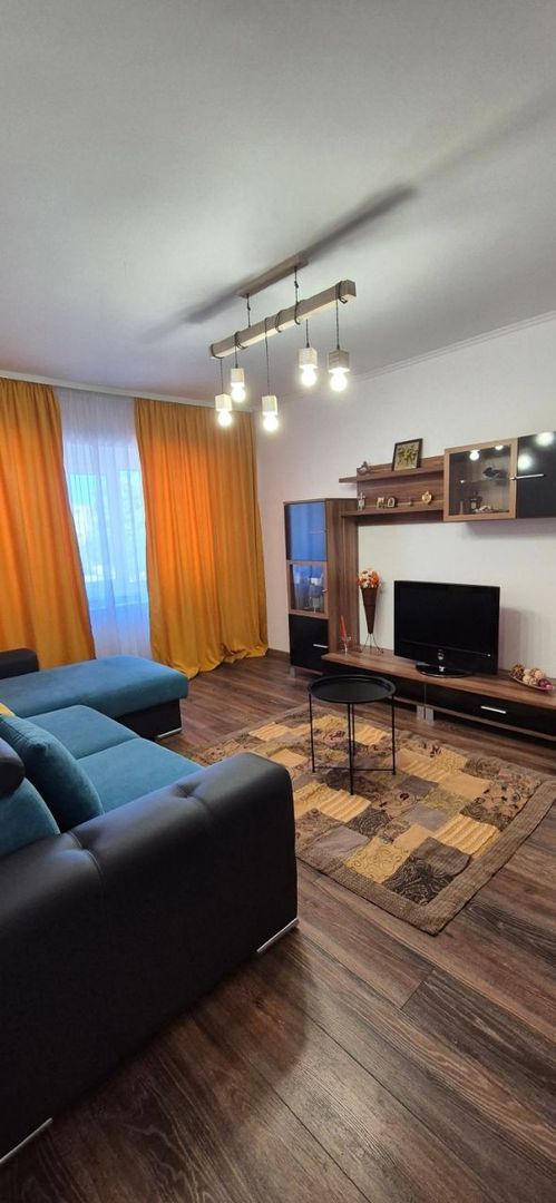 De vânzare apartament 2 camere – Constanța, (zona Casa de Cultură) - Poză 2