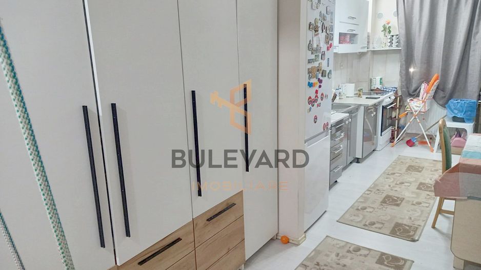 Apartament cu 3 camere, zona strazii  Florilor! - Poză 5