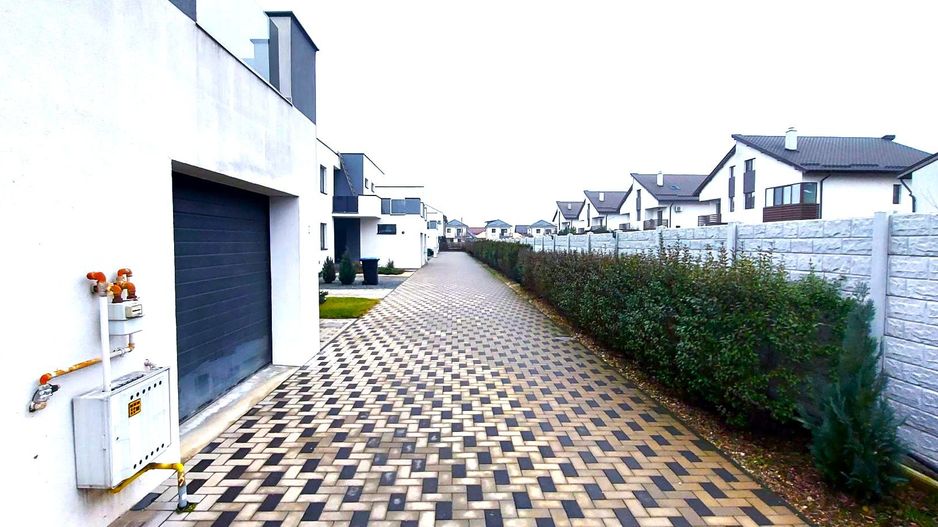 Casa de vanzare cu 5 camere Bragadiru | Complex modern | Curte 260 mp - Poză 7