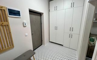 Studio mobilat utilat de vânzare în Șelimbăr cu parcare și boxă - Poză 5
