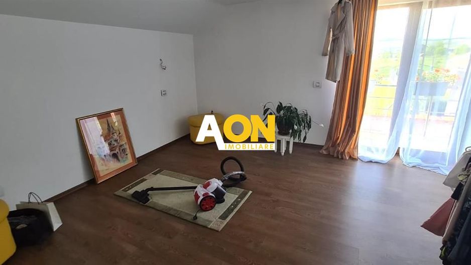 Casa individuala cu Energie Verde, garaj, terasa, 430MP Teren - Poză 13