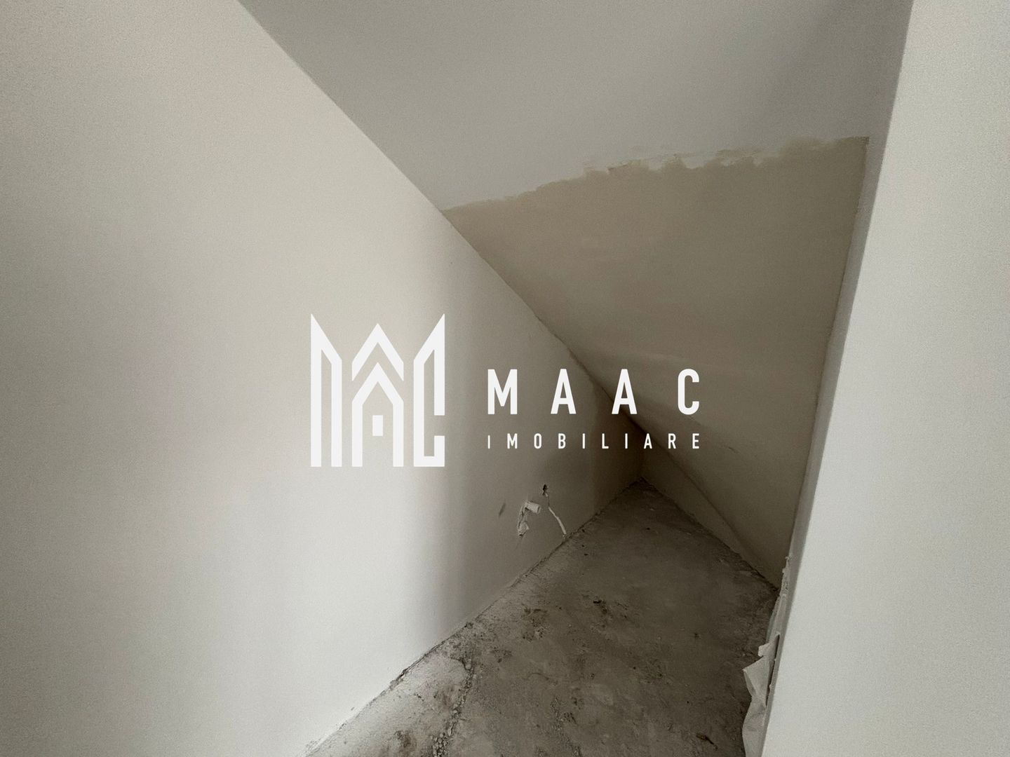 Casa Quadruplex | 3 Camere | 82MPU | Curte 170MP | Balcon - Poză 4