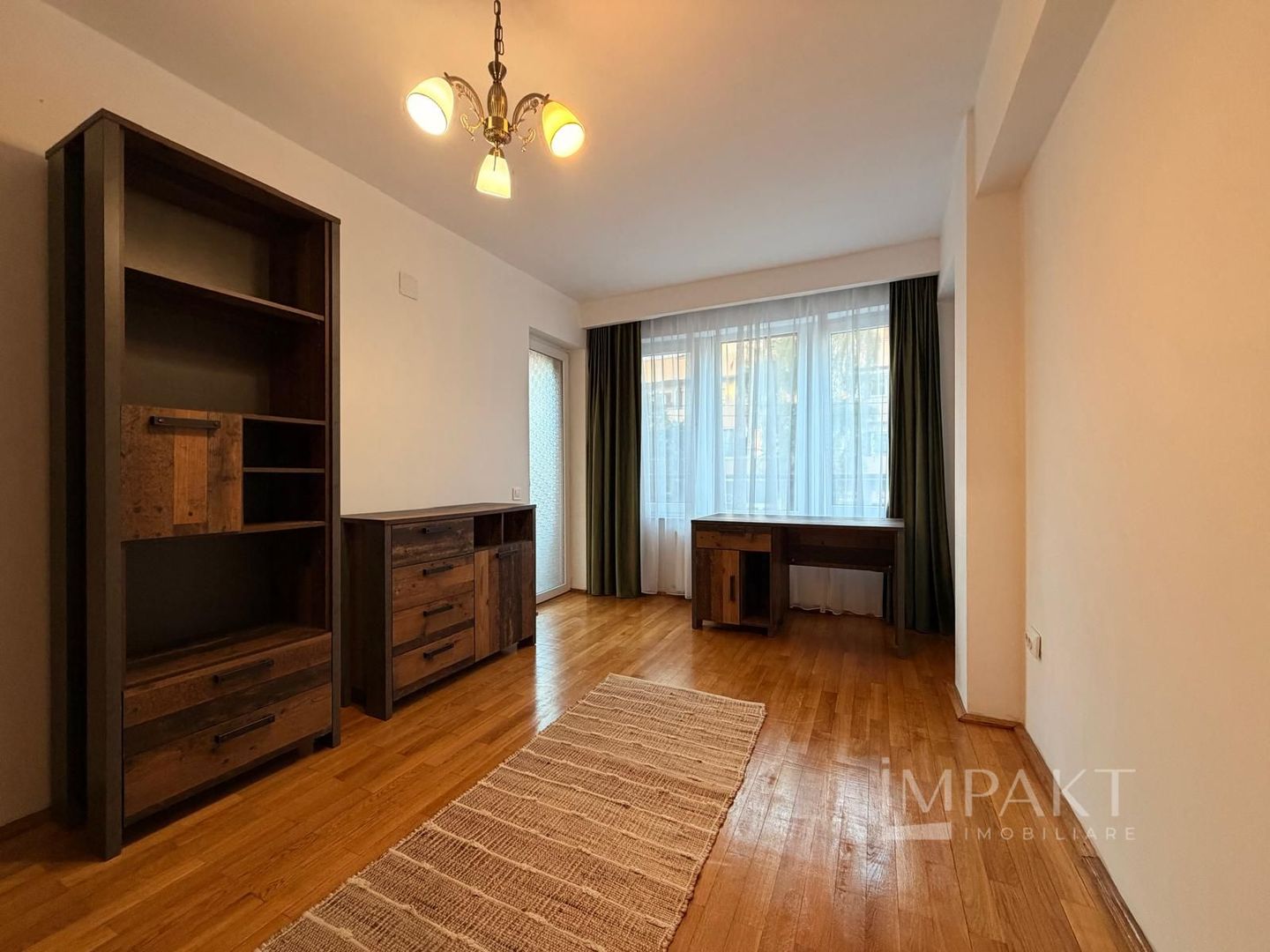 Apartament spațios cu 3 camere și 2 parcări subterane, în Gheorgheni - Poză 8