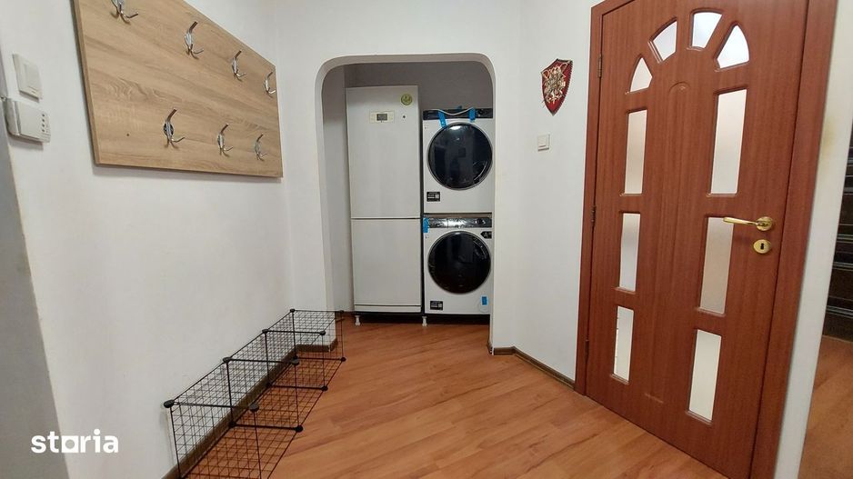 Închiriere Apartament cu 2 camere, renovat, etaj 2, balcon inchis, Titan metrou - Poză 4