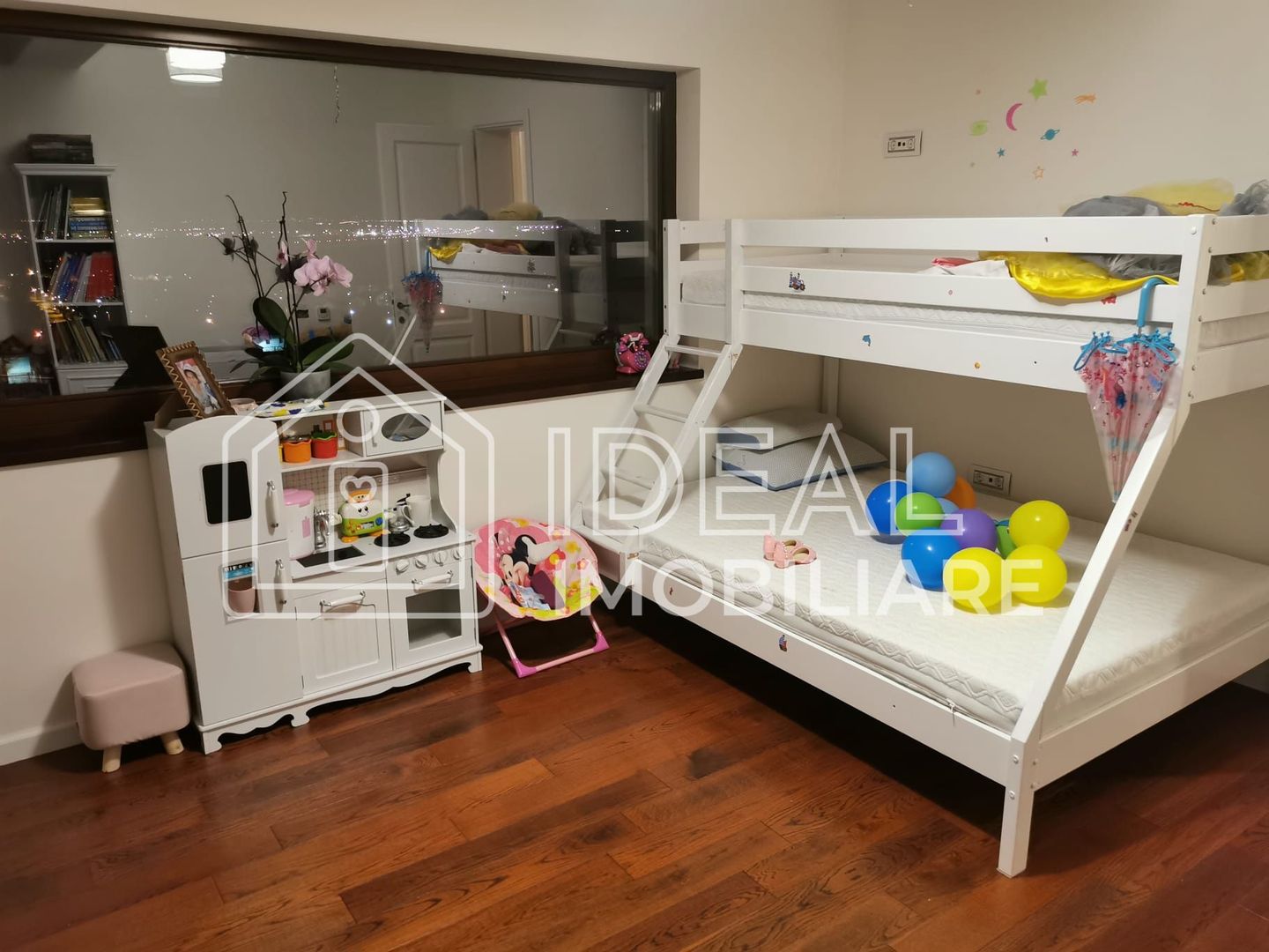 Vila cu 4 camere si teren de 700 mp, in Gusterita - Poză 14