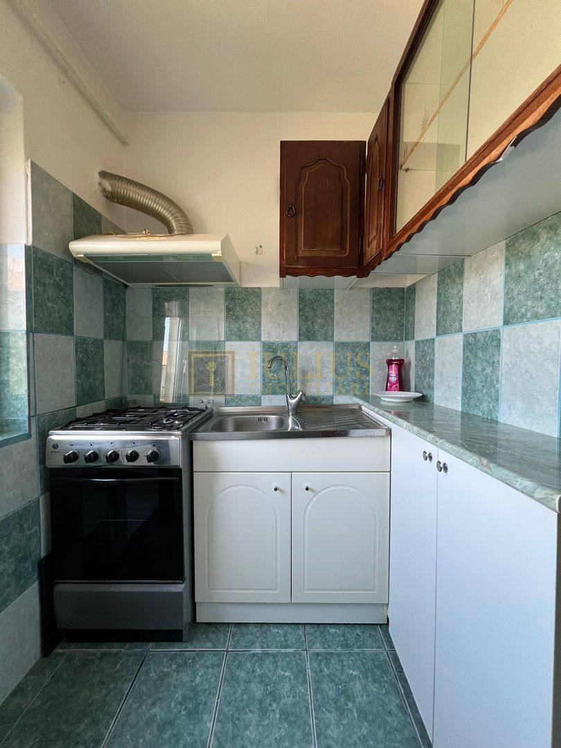 La 5 minute de Complex Studentesc, bucatarie inchisa, clima. - Poză 11