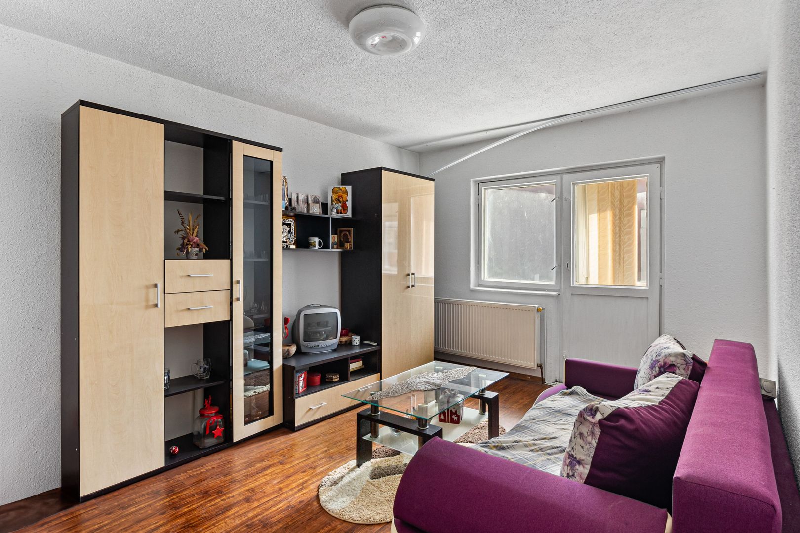 Apartament cu 3 camere de vânzare in Astra - Poză 1