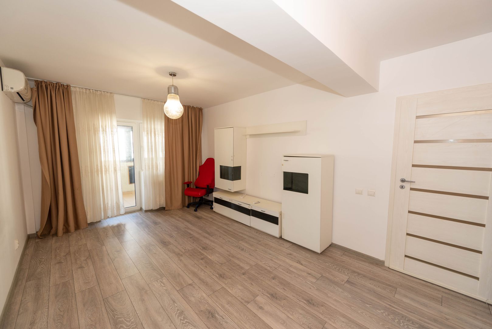 Apartament cu 2 camere de vanzare Metropolitan Residence Brauner - Poză 1
