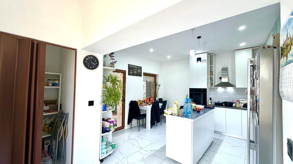 Casa individuala mobilata- 6 camere - pozitie excelenta - Zona Iosefin - Poză 1