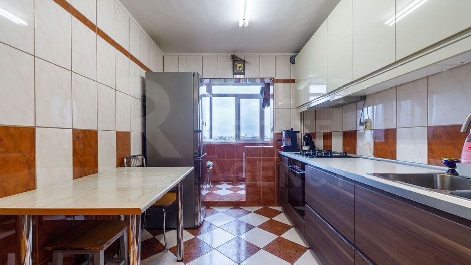 Vânzare, apartament, 3 camere, zona Uverturii - Poză 5