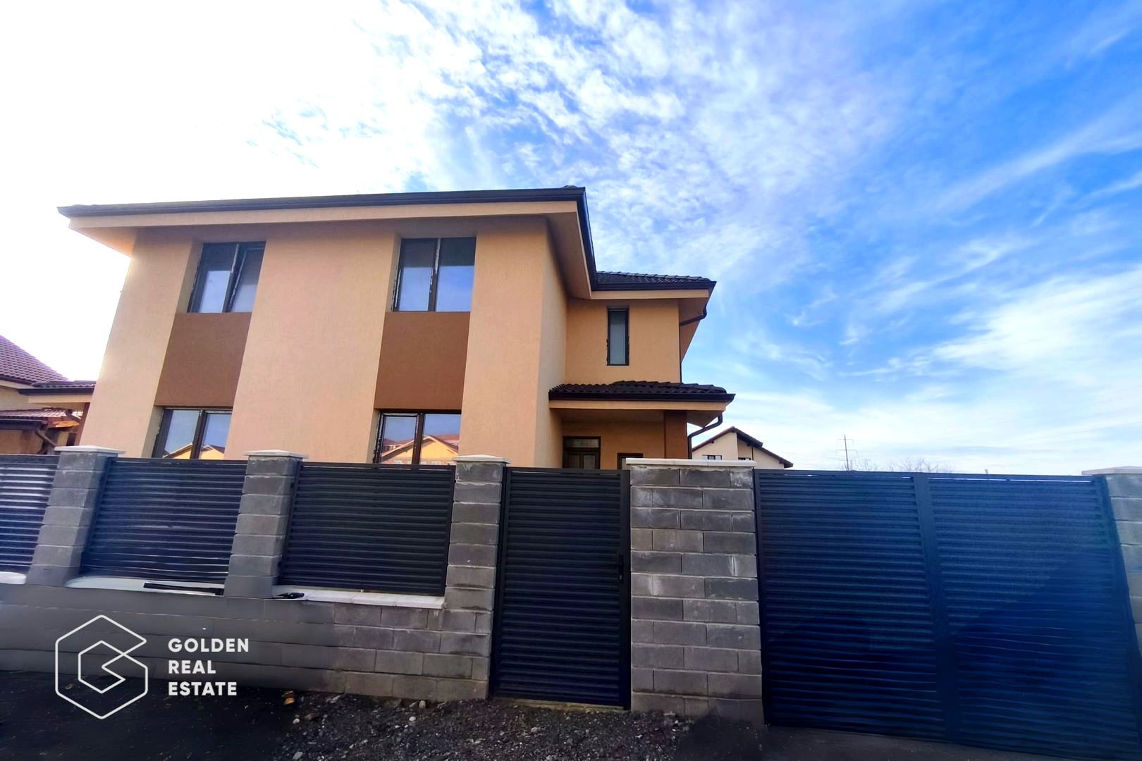 Duplex modern în Giroc, 105 mp utili, teren 250 mp, zonă liniștită de case - Poză 1