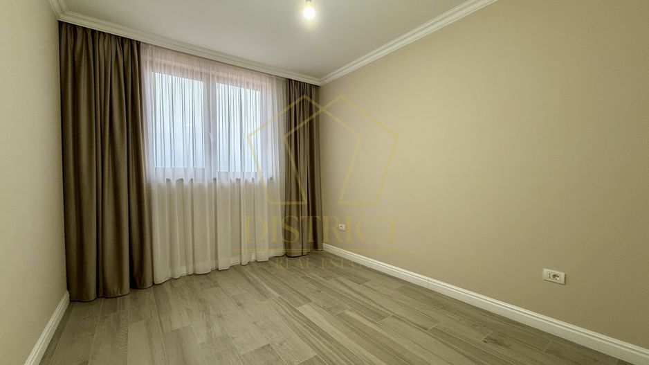 Duplex despartit prin perete dublu 127 mp utili | Sacalaz - Poză 10