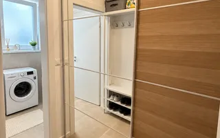 Dumbrăvița | 3 Camere | 76,6 mp | Grădină 46.5 mp | 2 Băi | Dressing | 2 Parcari - Poză 18