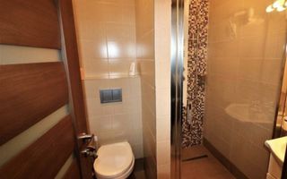 Proprietate speciala dispusa pe parter si etaj zona Ultracentrala - Poză 7