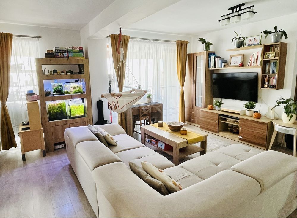 Apartament Modern cu 3 Camere,  Zonă Verde și Liniștită. - Poză 1