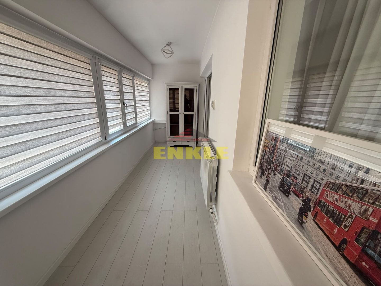 DE ÎNCHIRIAT – APARTAMENT ULTRAMODERN CU 3 CAMERE - Poză 9