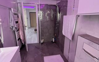 Apartament de 3 camere  de închiriat, în bloc nou, zona Trei Stejari - Poză 10