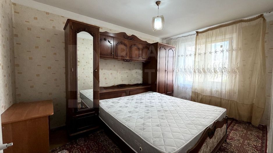 Chirie, apartament, 3 camere, str. Liviu Delianu, Buiucani - Poză 1