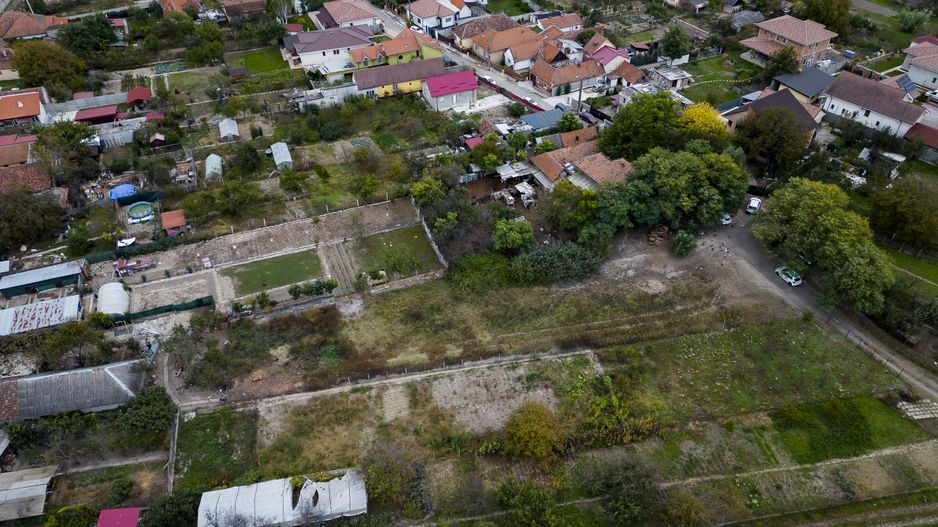 Teren intravilan de 2012 mp în Ghiroda Jud. Timiș - Poză 4