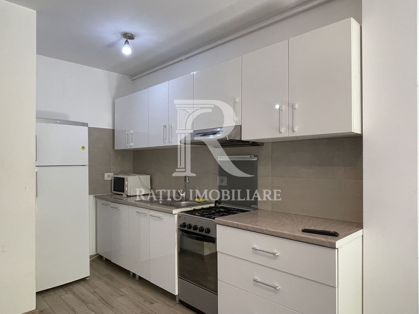 Apartament cu 2 camere | Panorama | Prima Sova | Oradea - Poză 5