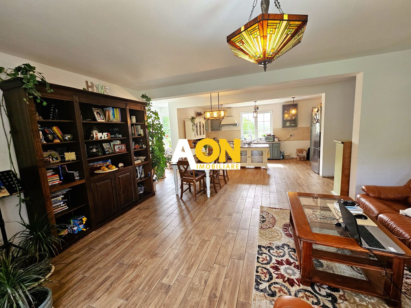 Casa noua, 6 camere, 2763 mp teren, comuna Vintu de Jos - Poză 10