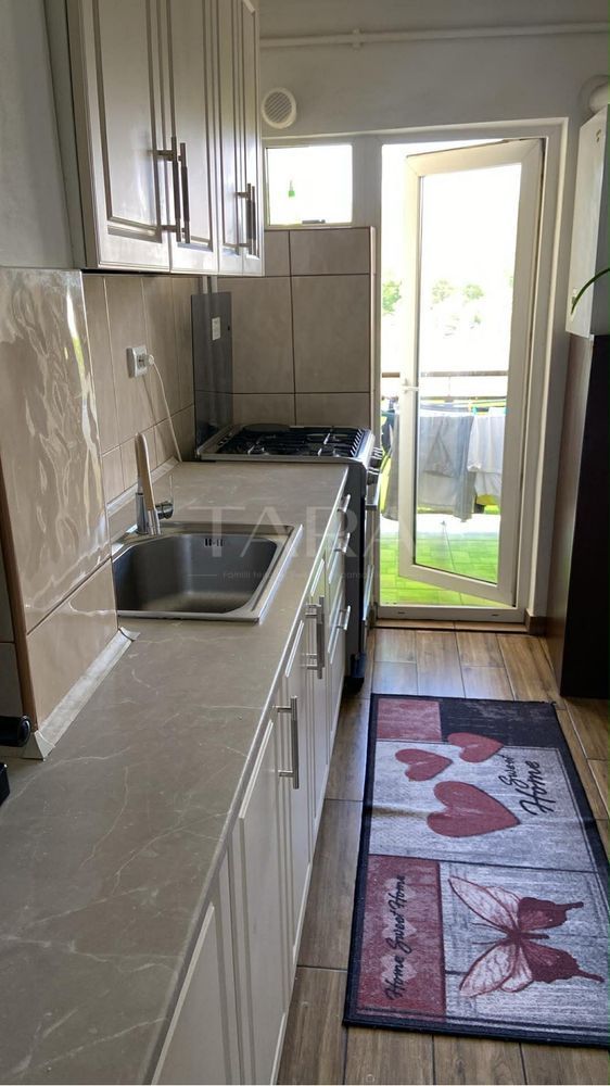 Apartament cu 4 camere decomandate, 2 parcări. Panoramă superbă! - Poză 4