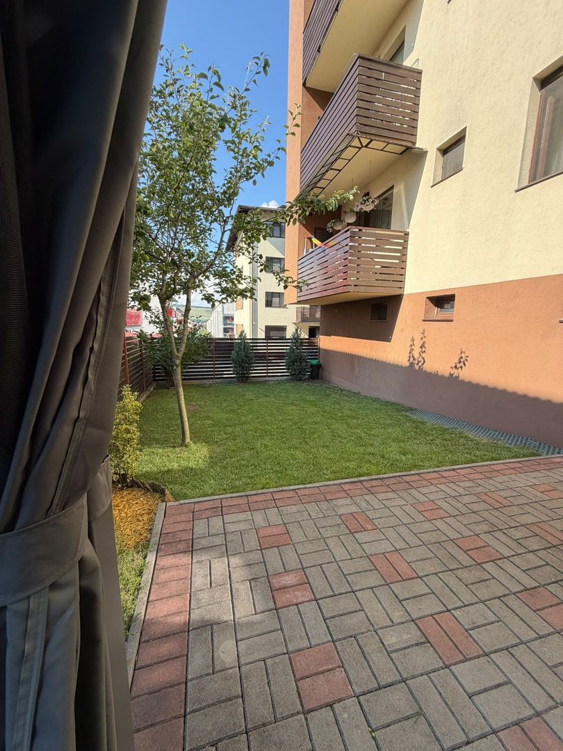 Apartament 3 camere, curte, boxa, parcare, Sub Cetate - Poză 43
