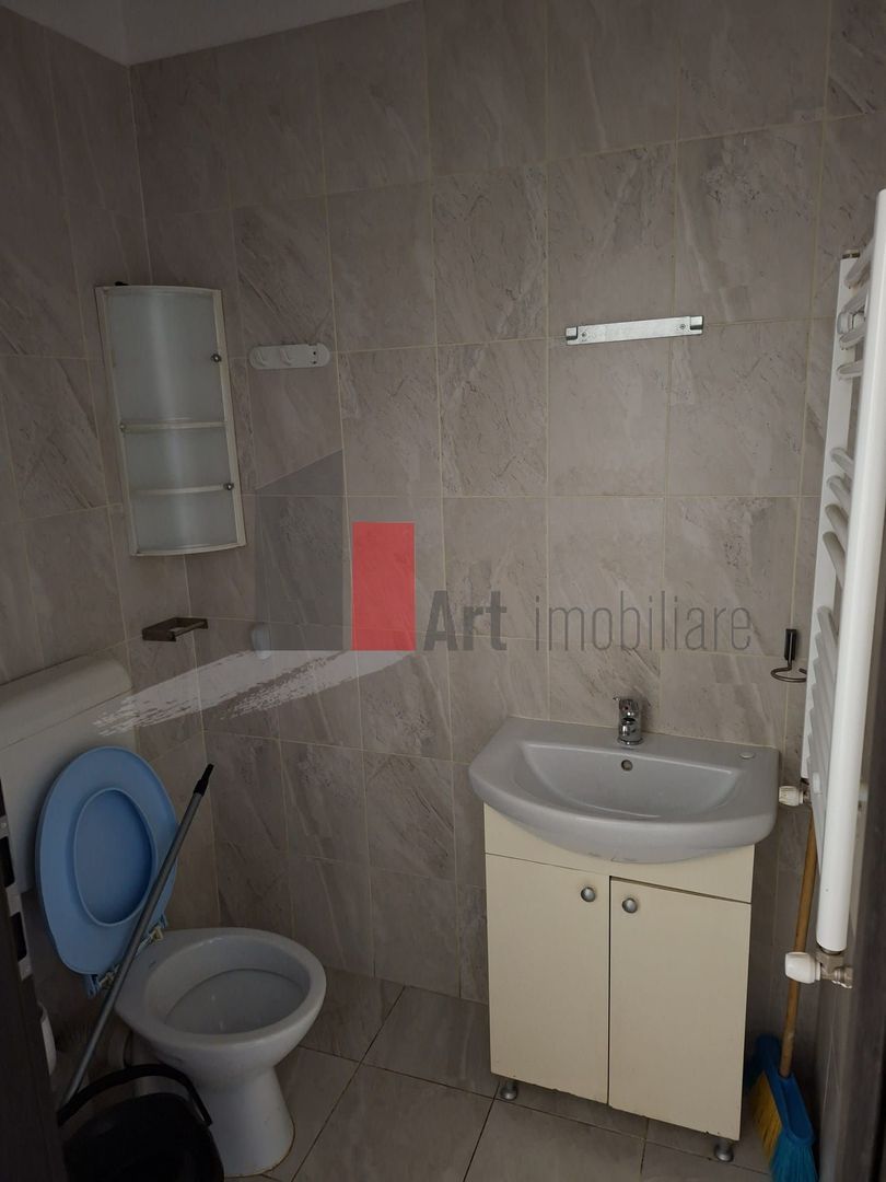Apartament cu 3 camere de vanzare-Metalurgiei-Aparatorii Patriei-cu centrala - Poză 5