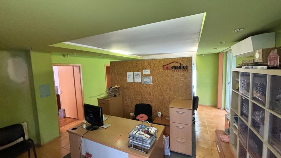 Spatiu comercial langa Medicina si Prefectura - Poză 16