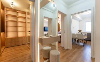 Apartament ultrafinisat / etaj intermediar / Zona Terra - Poză 11