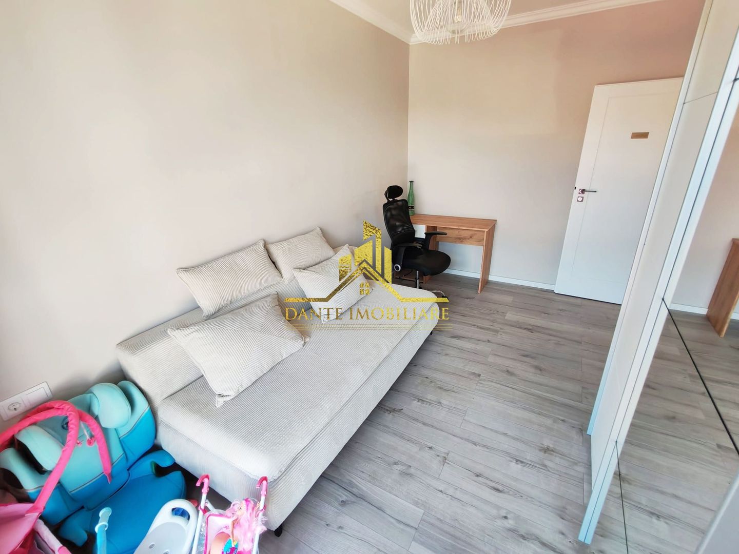 3 camere, TOTUL NOU, premium, lux, ultrafinisat, parcare, Floresti - Poză 5