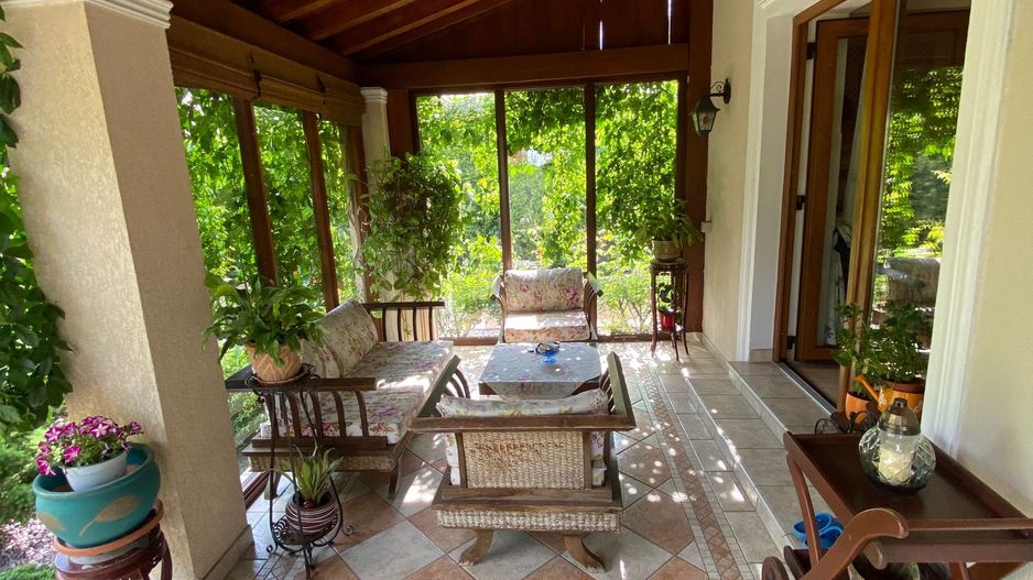 Casa in stil clasic zona Ghiroda - Poză 5