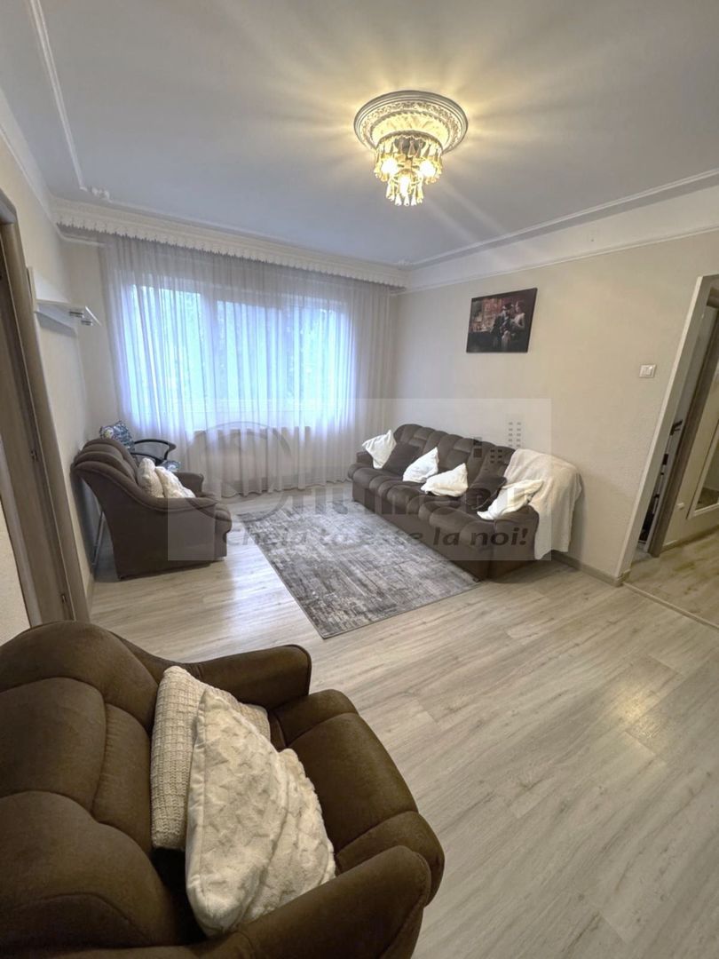 Apartament 2 camere de închiriat – Podu Roș, Bulevardul Țuțora - Poză 3