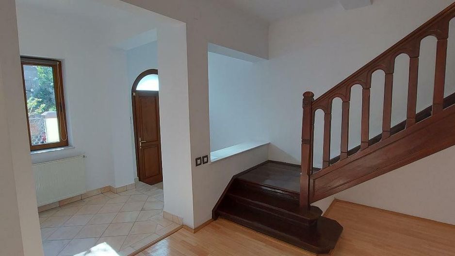 Vila de vanzare direct de la proprietar. - Poză 4